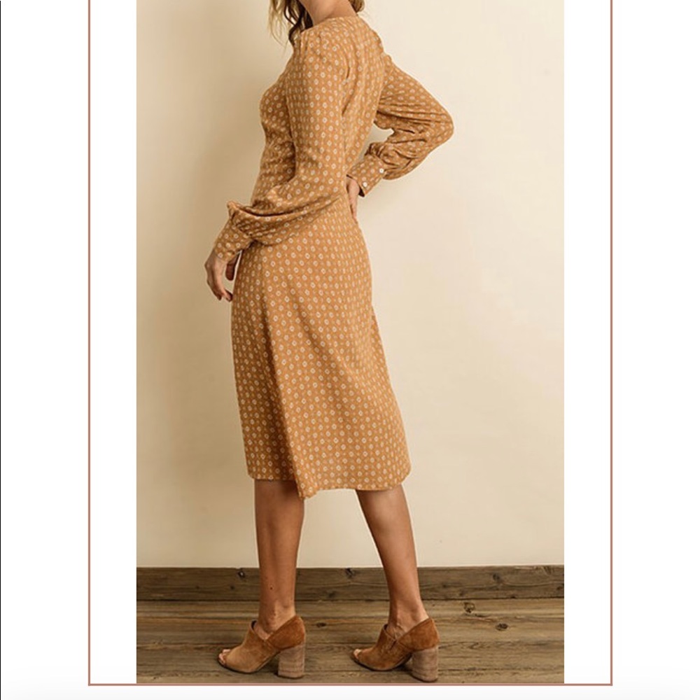 Mustard V neck dress - Picture 4 of 7